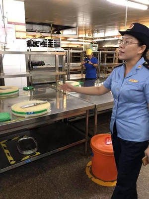 慈溪:這個(gè)公眾開放日帶你走進(jìn)企業(yè)餐廳后廚,一睹后廚管理的"真面目". .